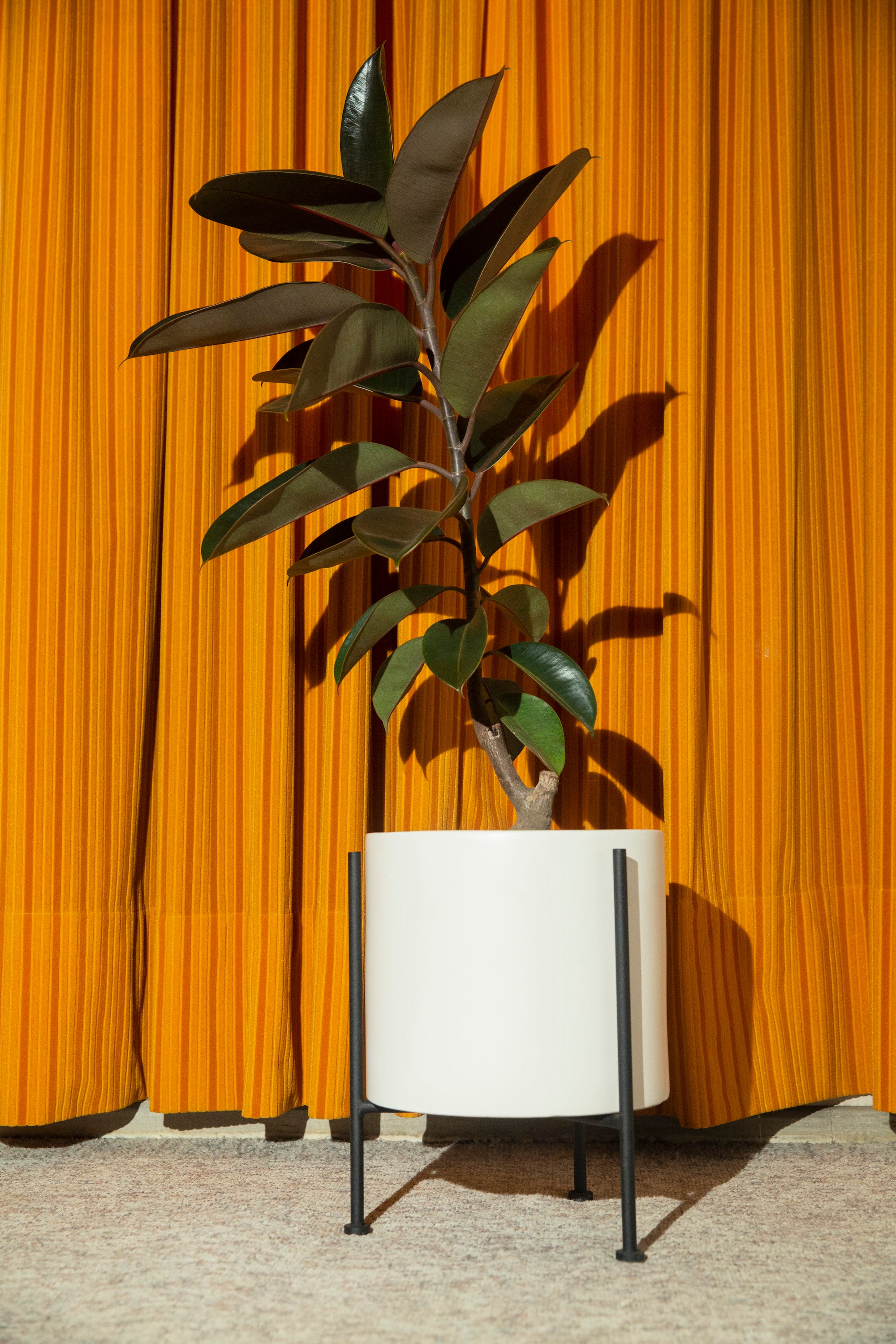 3 legged pot plant stand Three-Legged Metal Planter Stand Online